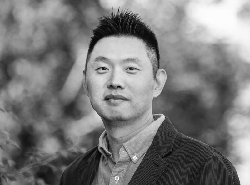 Joe Zhou Headshot