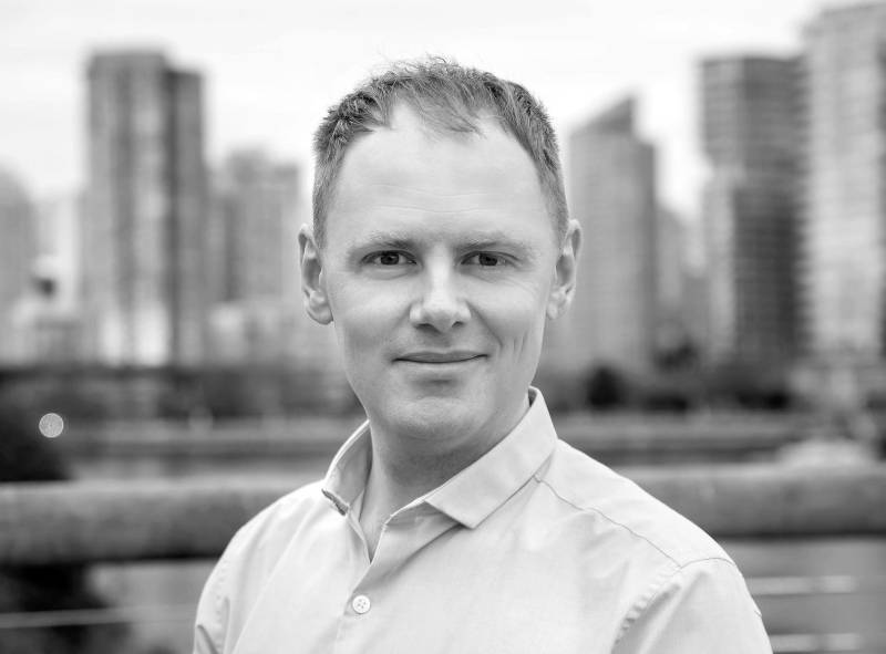 Scott Irvine Headshot