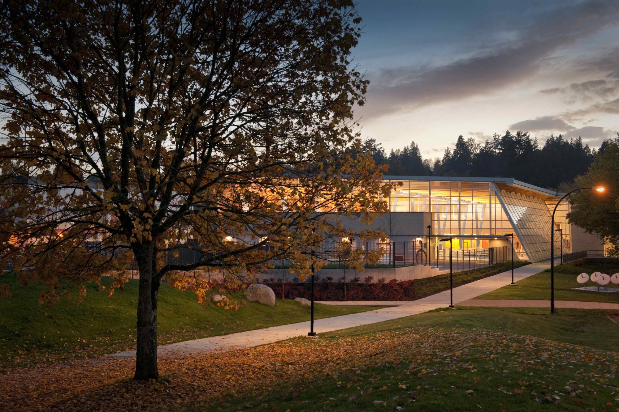 Hillcrest fall evening