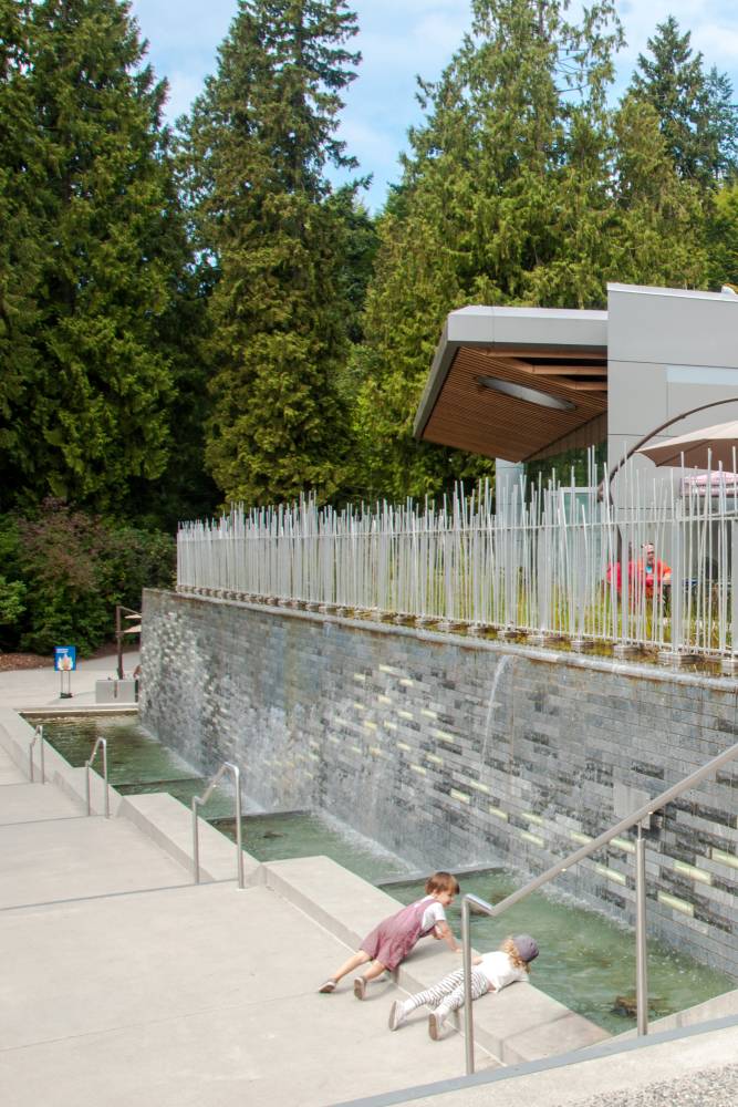 Vancouver Aquarium kids